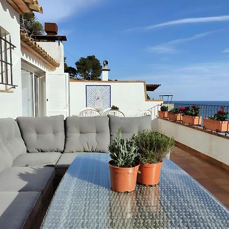Penthouse on Passeig del Mar de tamariu Large Terrace Free WiFi Appartement Buitenkant foto