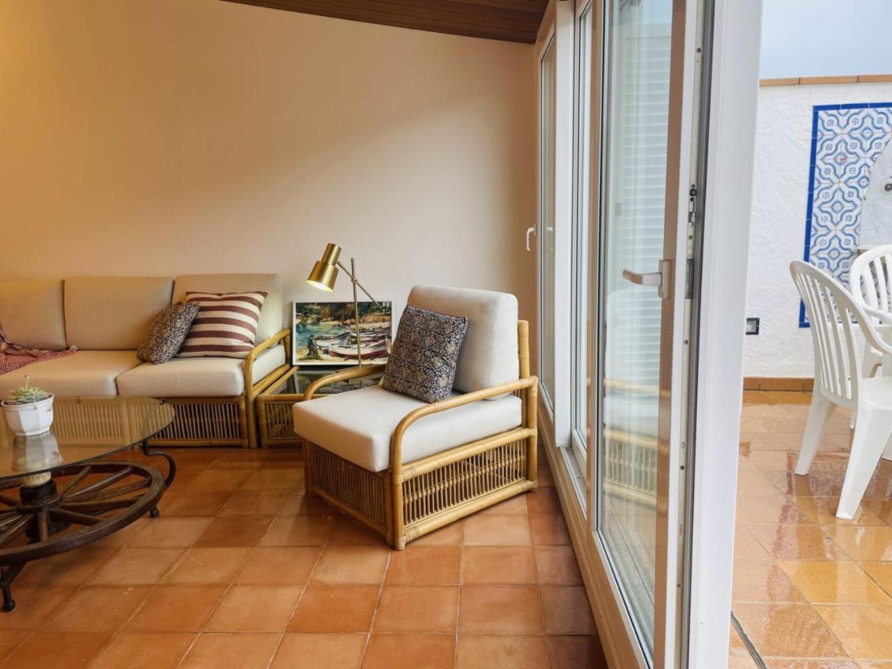 Penthouse on Passeig del Mar de tamariu Large Terrace Free WiFi Appartement Buitenkant foto