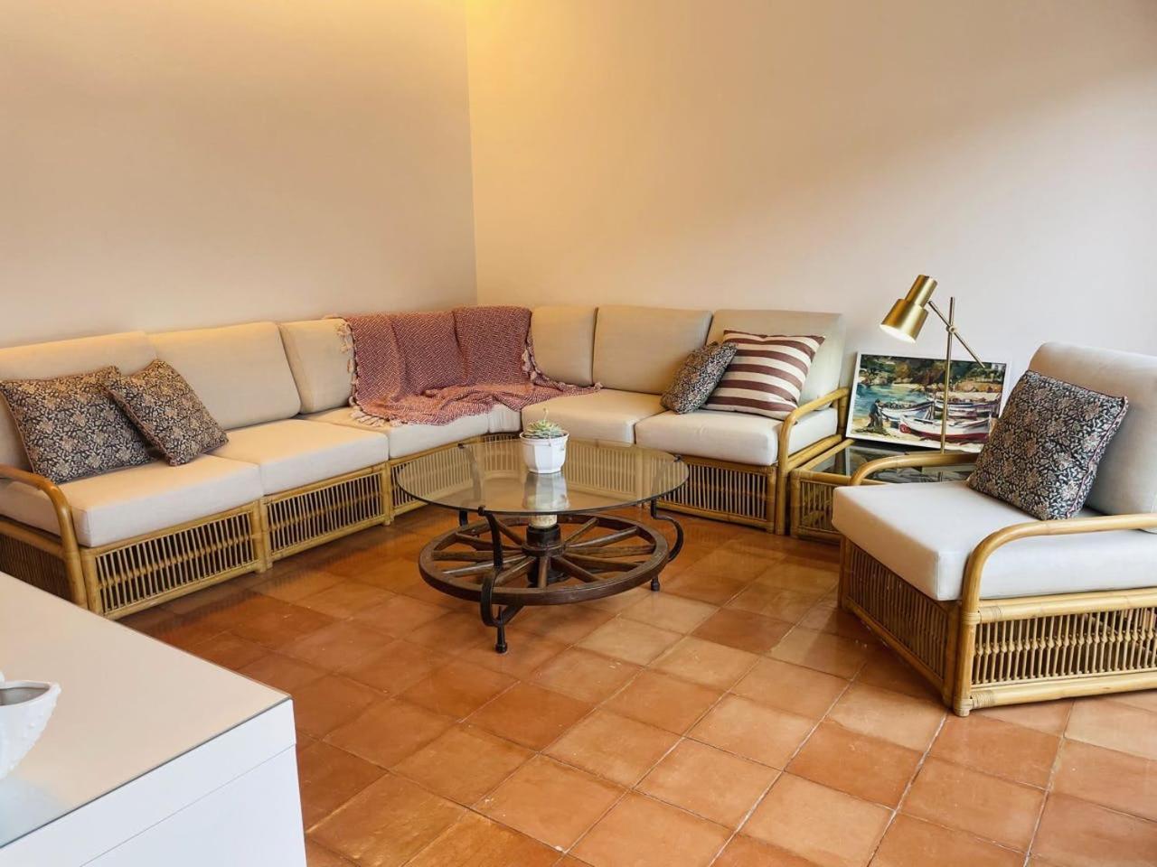 Penthouse on Passeig del Mar de tamariu Large Terrace Free WiFi Appartement Buitenkant foto