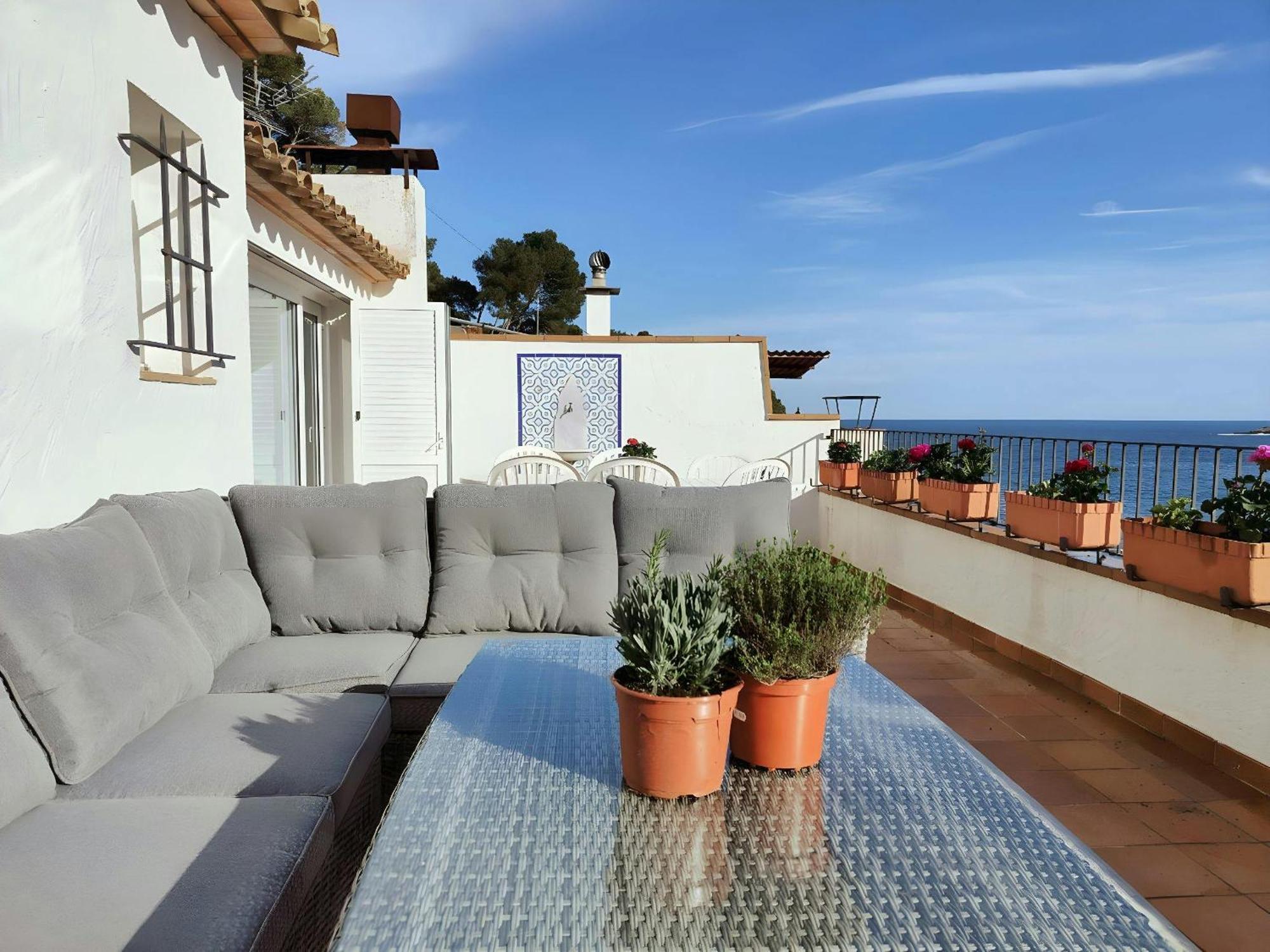 Penthouse on Passeig del Mar de tamariu Large Terrace Free WiFi Appartement Buitenkant foto